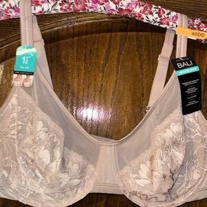 Bali One Smooth U Lace Minimizer Underwire Full Coverage Lace Bra NWT 40DD